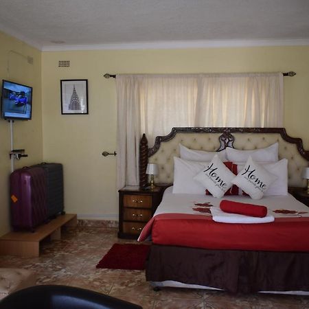 The Crown Inn Guest House Northwood Екстер'єр фото