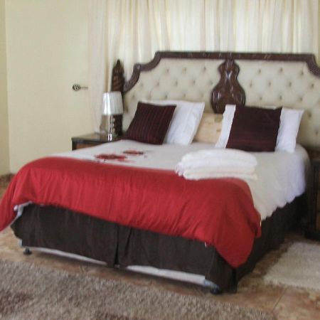 The Crown Inn Guest House Northwood Екстер'єр фото