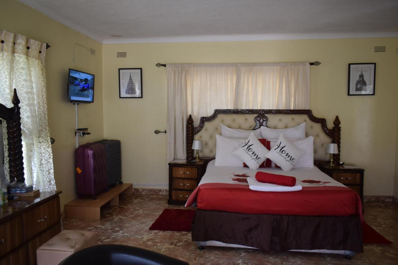 The Crown Inn Guest House Northwood Екстер'єр фото