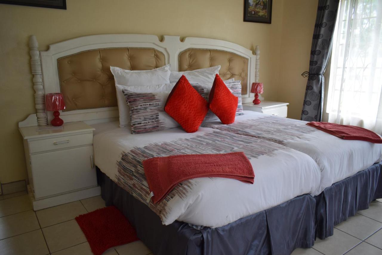 The Crown Inn Guest House Northwood Екстер'єр фото