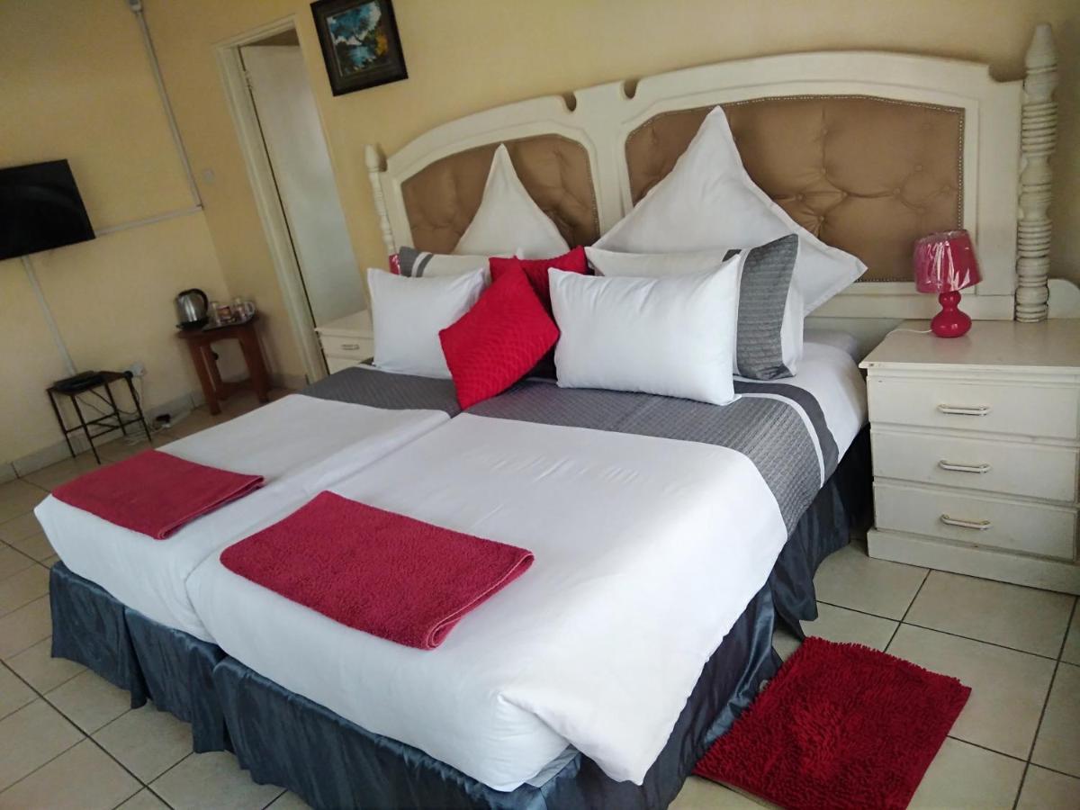 The Crown Inn Guest House Northwood Екстер'єр фото
